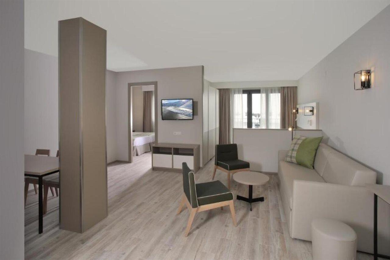 Apartamentos Caribou パス・デ・ラ・カサ エクステリア 写真